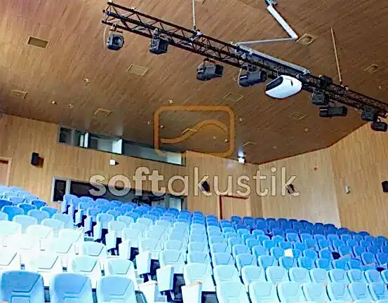 konferans-salonu-akustigi-ve-universite-konferanslari