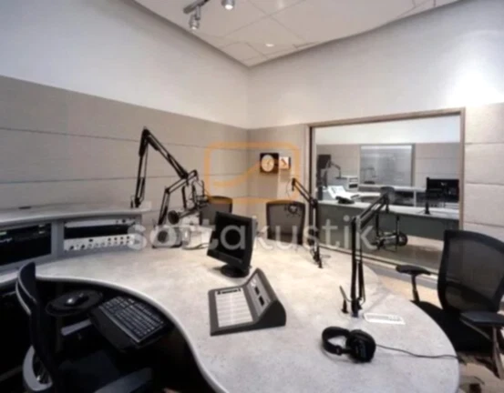 radyo-istasyonu-ses-yalitimi-ve-ses-emici-paneller