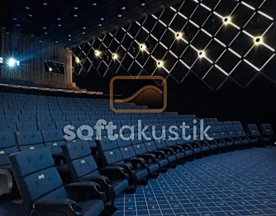 sinema-salonu-akustigi-ve-mikrofon-ses-kontrolu